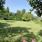Kriskas Licensed Tourism بيت للعطل
